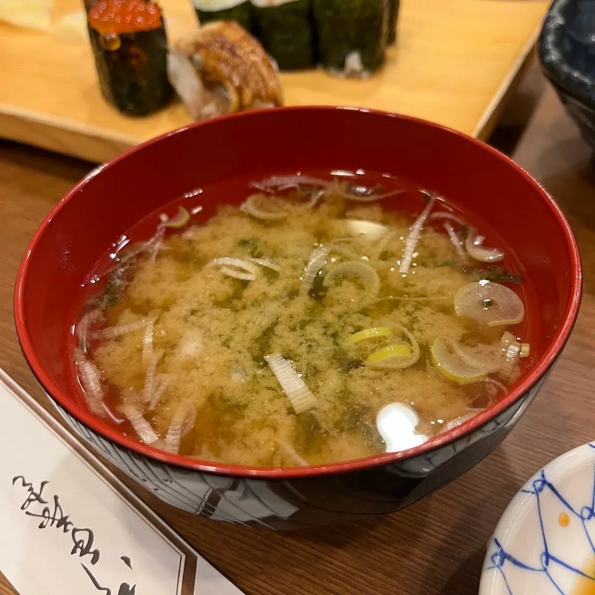 いろは寿司 中目黒目黒川沿い店 · 9